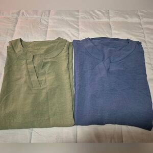 Bundle of V-Neck T-Shirts
